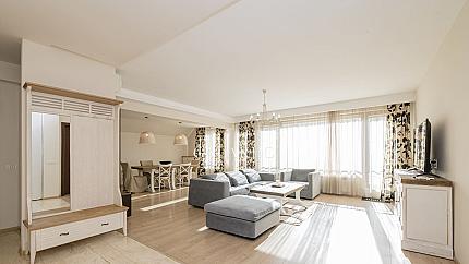 Stylish apartment in a representative building