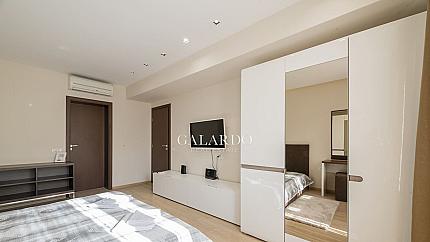 Stylish apartment in a representative building