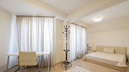 Stylish apartment in a representative building