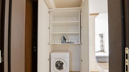 Stylish apartment in a representative building