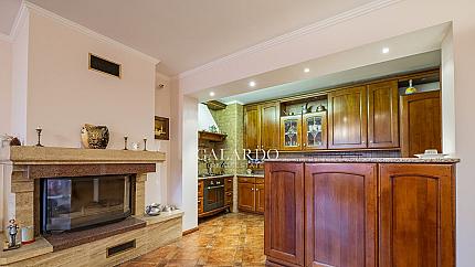 Стилен апартамент в кв. Гоце Делчев