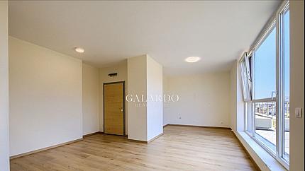 Exclusive Penthouse with Panoramic Terrace in Manastirski Livadi – West