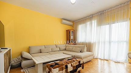 Sunny 2 bedroom apartment in the city center