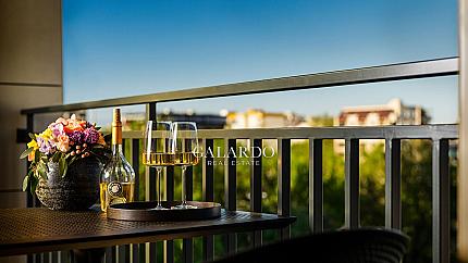 Луксозен тристаен апартамент в нова сграда в Кършияка