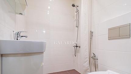 Слънчев тристаен апартамент до Paradise Center