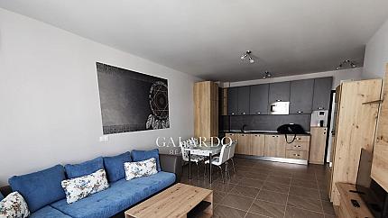 Уютен двустаен апартамент в затворен комплекс в Кръстова вада