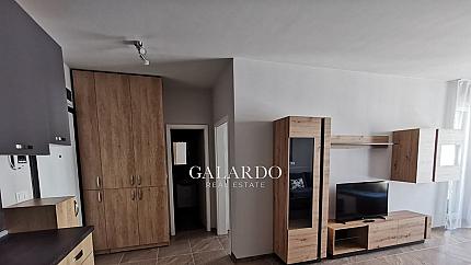 Уютен двустаен апартамент в затворен комплекс в Кръстова вада