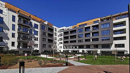 Уютен двустаен апартамент в затворен комплекс в Кръстова вада