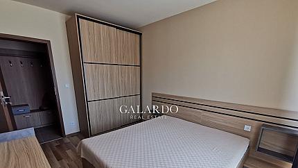 Обзаведен тристаен апартамент в кв. Витоша