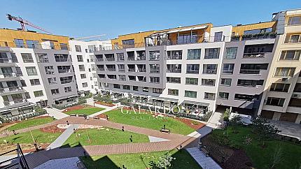 Двустаен апартамент в затворен комплекс в Кръстова вада