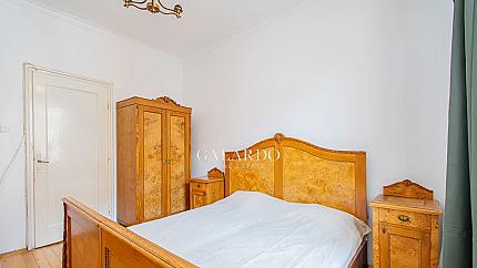 Просторен и стилен апартамент под наем в сърцето на София