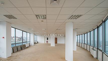 Spacious office in a luxury office building in the district. Friendship 2