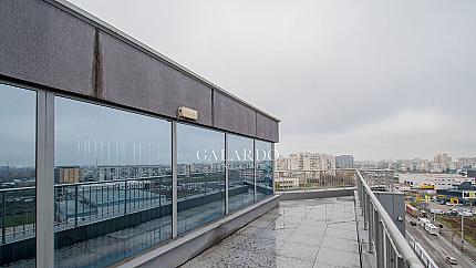 Furnished office in a luxury office building in the district Druzhba 2