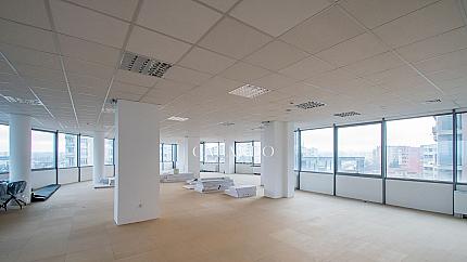 Office in a luxury office building in the district Druzhba 2