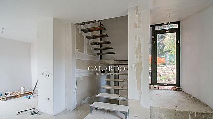 New detached house with contemporary design in Dragalevtsi