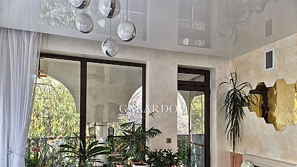 Stylishly furnished two-bedroom apartment in Simeonovo district