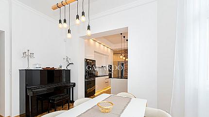 Designer four bedroom apartment near the Levski Monument, Center