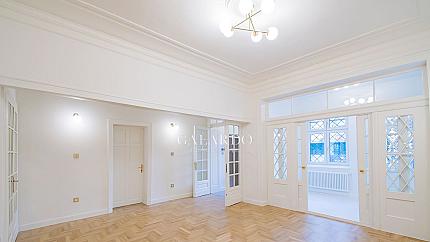 Representative house for rent in Doctor's Garden