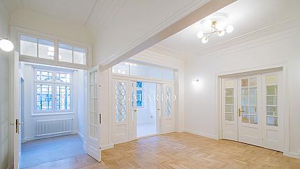 Representative house for rent in Doctor's Garden