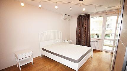 Луксозен тристаен апартамент до Южен парк, кв. Лозенец