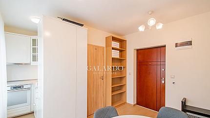 Двустаен апартамент с тераса под наем Студентски град