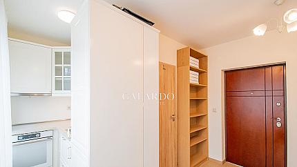 Двустаен апартамент с тераса под наем Студентски град