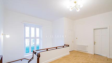 Representative house for rent in Doctor's Garden