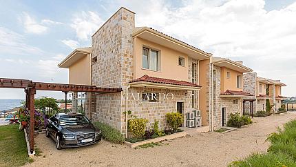 House for sale in k.k. Lozenets with amazing sea views and perfect location