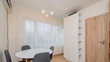 Двустаен апартамент с тераса под наем Студентски град