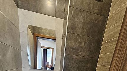 Обзаведен тристаен апартамент в кв. Витоша