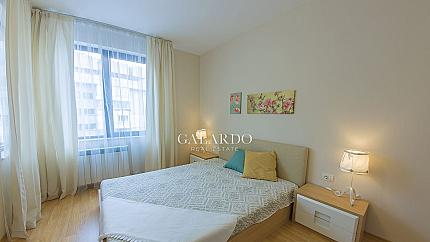 Четиристаен апартамент под наем в кв. Лозенец