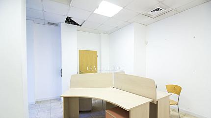 Стилен офис в кв. Гоце Делчев