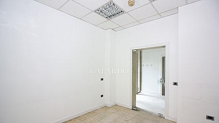 Стилен офис в кв. Гоце Делчев