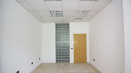 Стилен офис в кв. Гоце Делчев