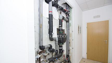 Стилен офис в кв. Гоце Делчев