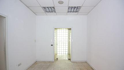 Стилен офис в кв. Гоце Делчев