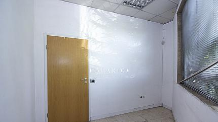 Стилен офис в кв. Гоце Делчев