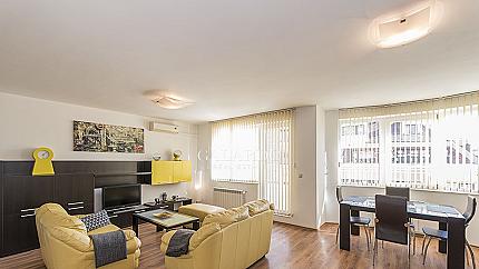 Spacious, sunny two bedroom apartment in Strelbishte Quarter