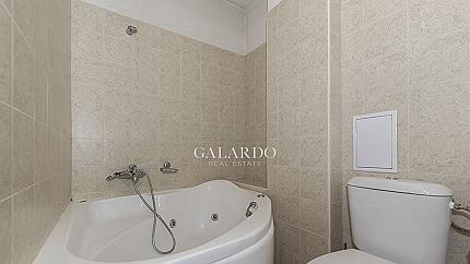 Spacious, sunny two bedroom apartment in Strelbishte Quarter