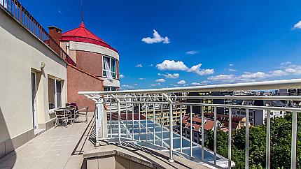 Просторен, функционален апартамент с изглед към Витоша