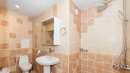 Уютен апартамент до Руски паметник