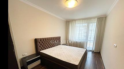 Четиристаен апартамент под наем в кв. Лозенец