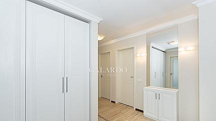 Тристаен апартамент под наем  в луксозна сграда в кв. Лозенец