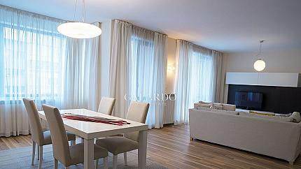 Четиристаен апартамент под наем в кв. Лозенец