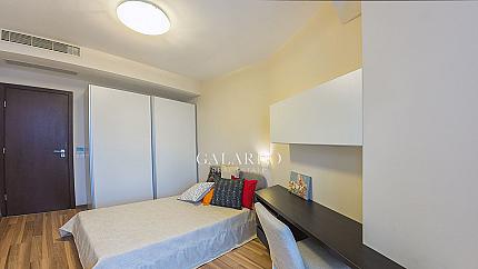 Четиристаен апартамент под наем в кв. Лозенец