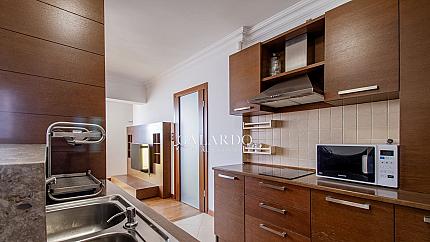 Просторен тристаен апартамент до входа на Южен парк и бул. Витоша – перфектна локация и комфорт