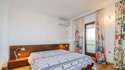 Просторен тристаен апартамент до входа на Южен парк и бул. Витоша – перфектна локация и комфорт