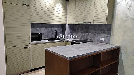 Четиристаен апартамент под наем в кв. Лозенец