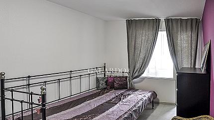 Уютен апартамент в кв.Лозенец до мол Парадайз