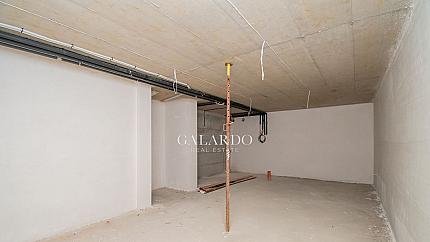 Самостоятелна къща в затворен комплекс в Симеоново